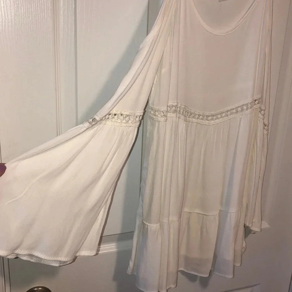 Boutique Dress - Picture 2 of 4
